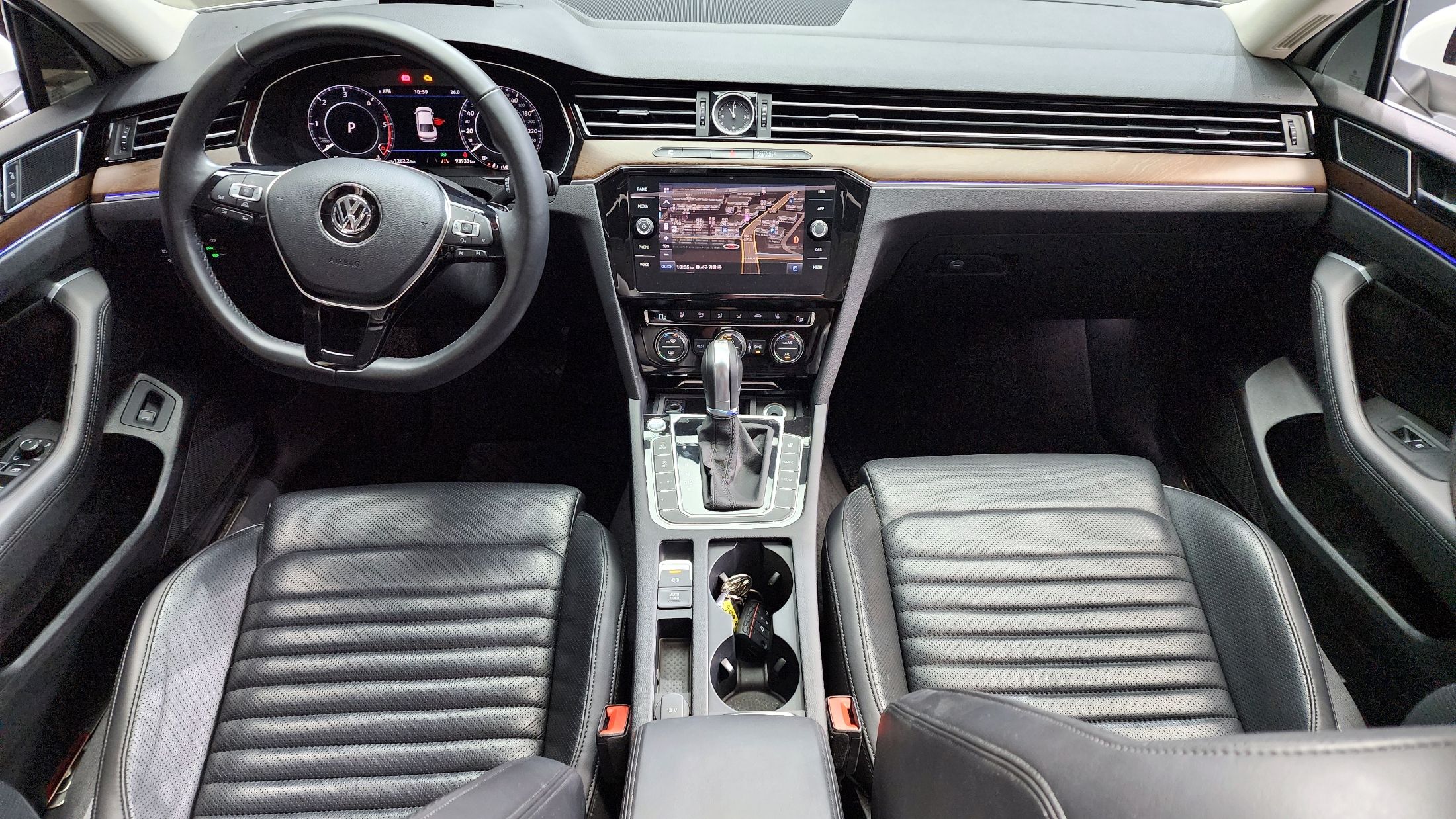 VOLKSWAGEN PASSAT GT B8 2018