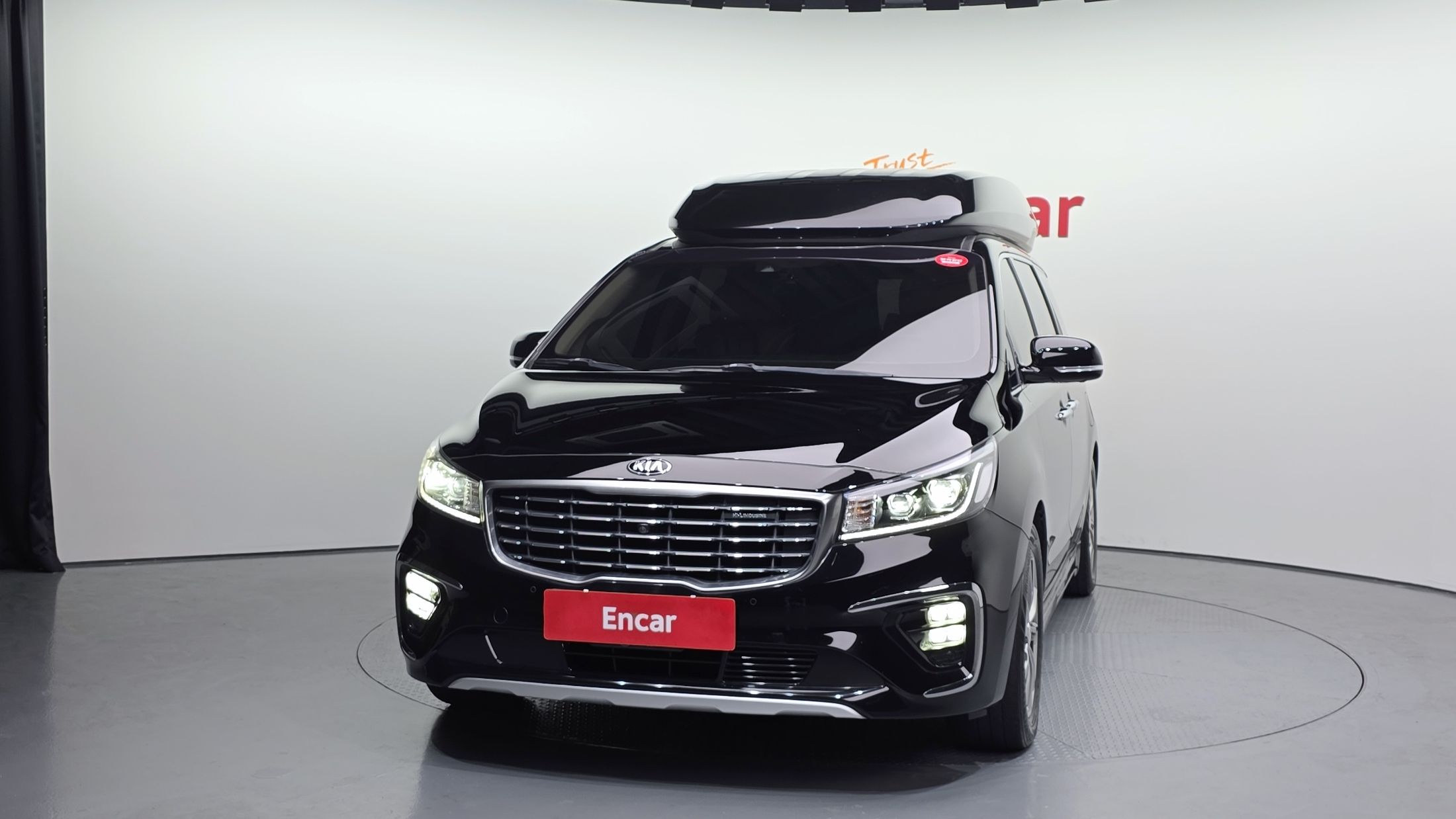 KIA CARNIVAL 2019