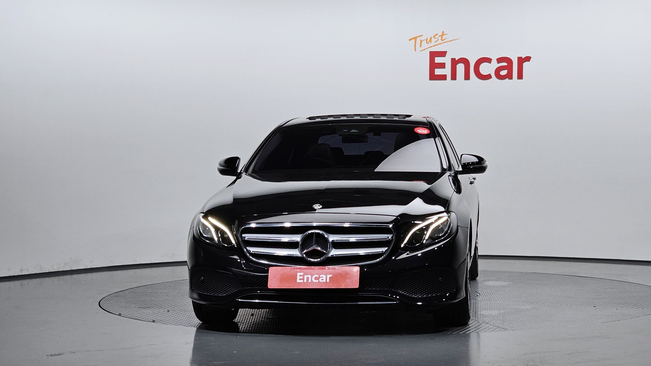 MERCEDES BENZ E-CLASS W213 2019