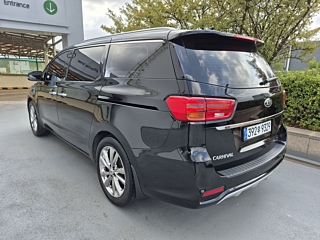 KIA CARNIVAL 2020