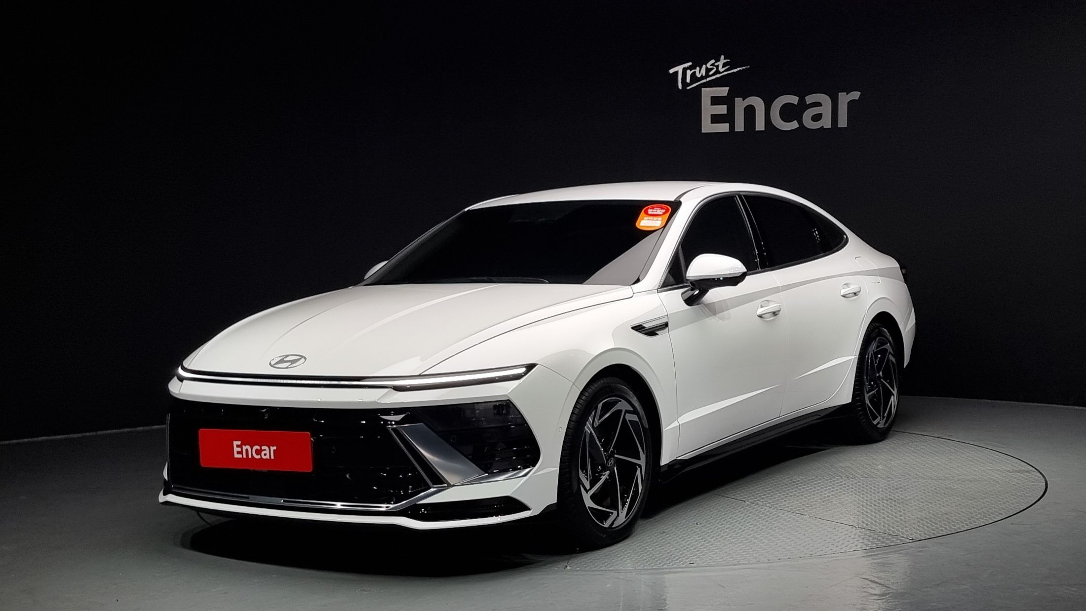 Аукционный лист HYUNDAI SONATA 디 엣Ȅ 2024