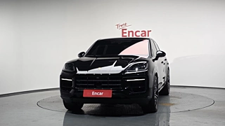 PORSCHE CAYENNE PO536 2024