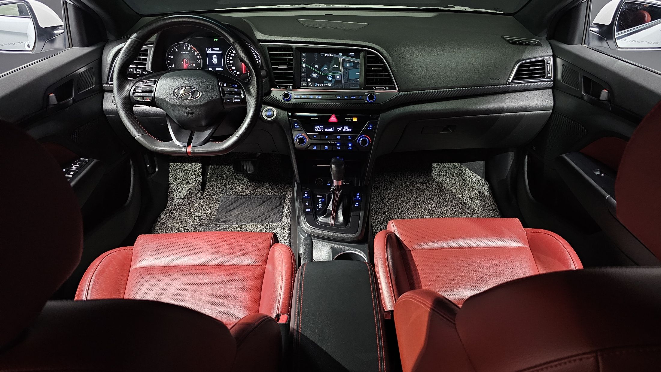 HYUNDAI AVANTE AD 2018