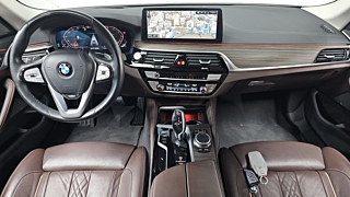 BMW 5-SERIES G30 2020