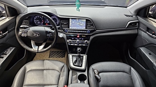 HYUNDAI AVANTE AD 2018