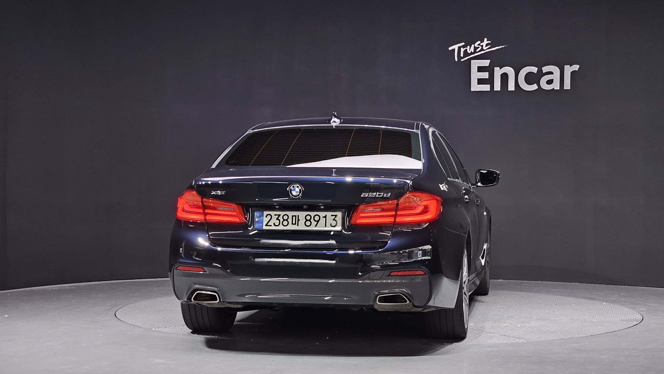 BMW 5-SERIES G30 2017