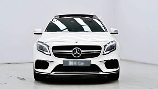 MERCEDES BENZ GLA-CLASS X156 2019