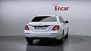 MERCEDES BENZ E-CLASS W213 2018