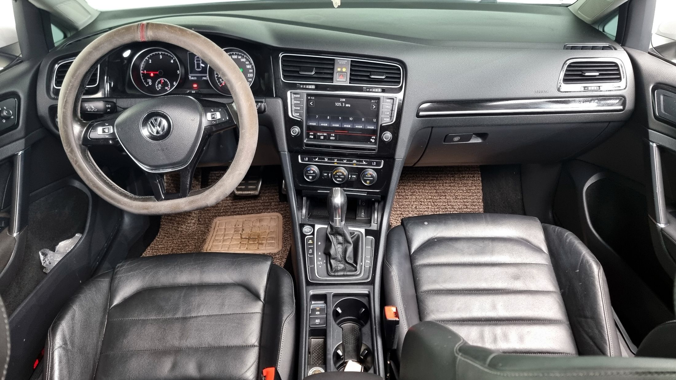 VOLKSWAGEN GOLF 2014