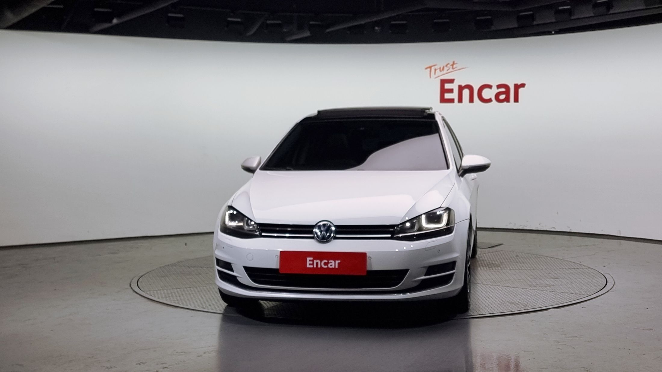 VOLKSWAGEN GOLF 2014