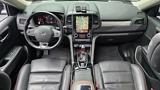 SAMSUNG QM6 2022
