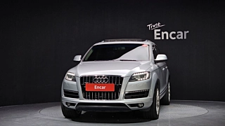 AUDI Q7 2015