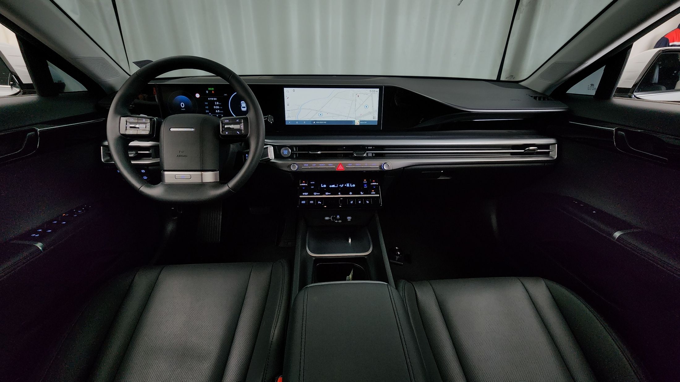 HYUNDAI GRANDEUR HYBRID GN7 2023