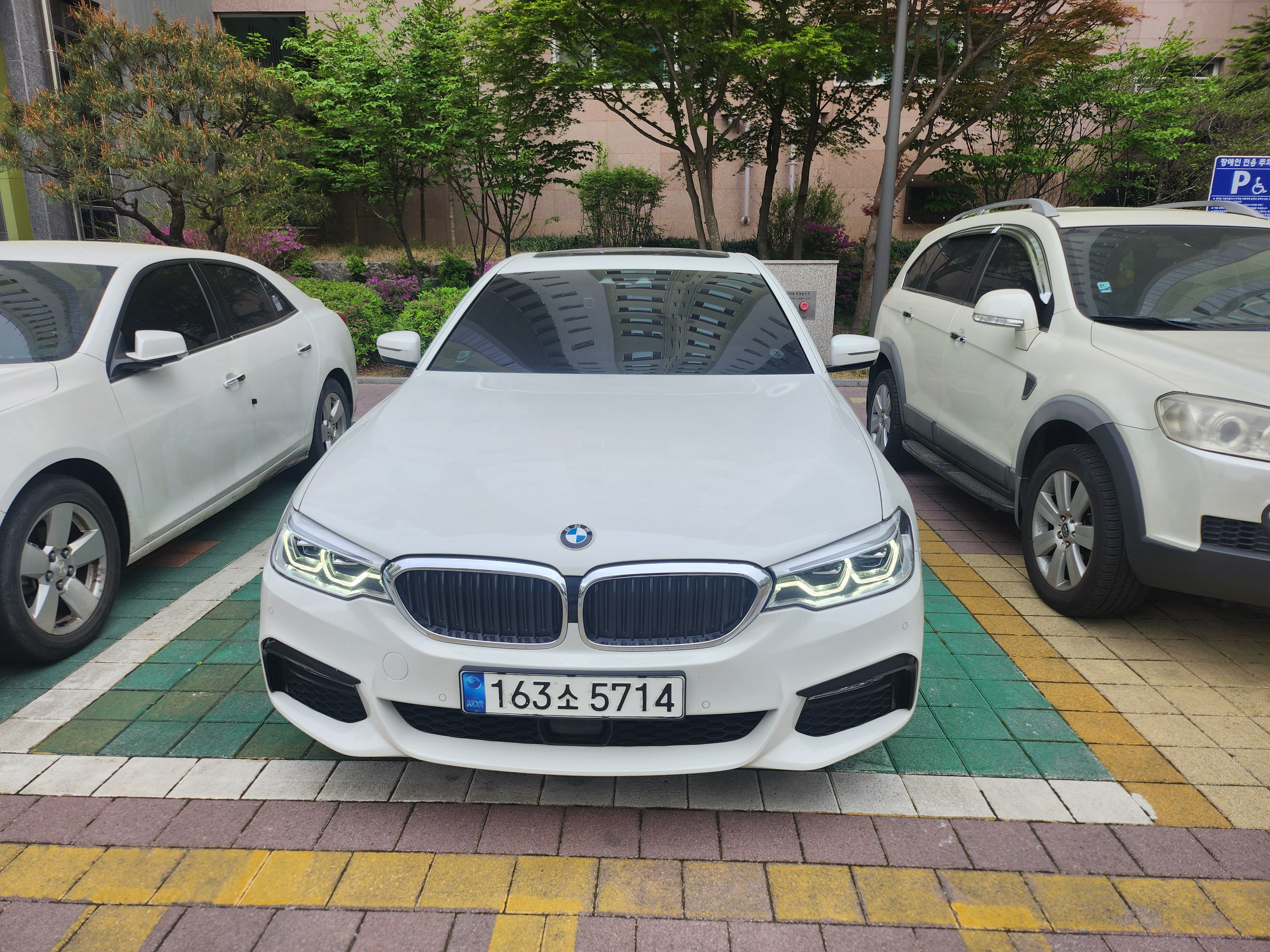 BMW 5-SERIES G30 2018
