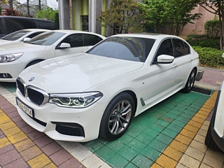 BMW 5-SERIES G30 2018