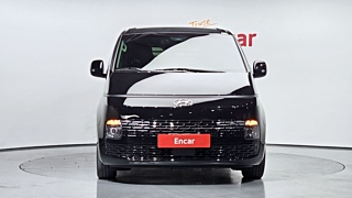 HYUNDAI STARIA 2023