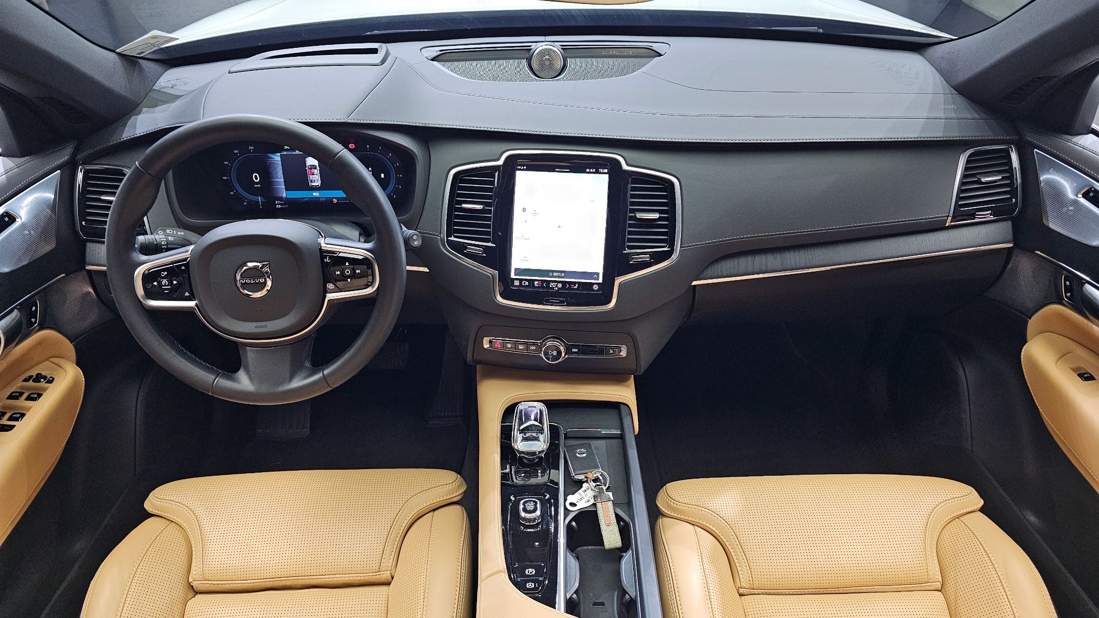 VOLVO XC90 2023