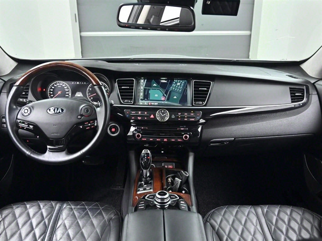 KIA K9 2015