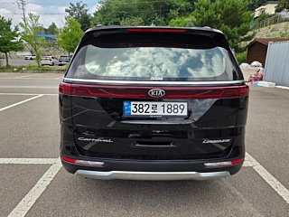 KIA CARNIVAL  4 GENERATION 9 Seater Signature 2021