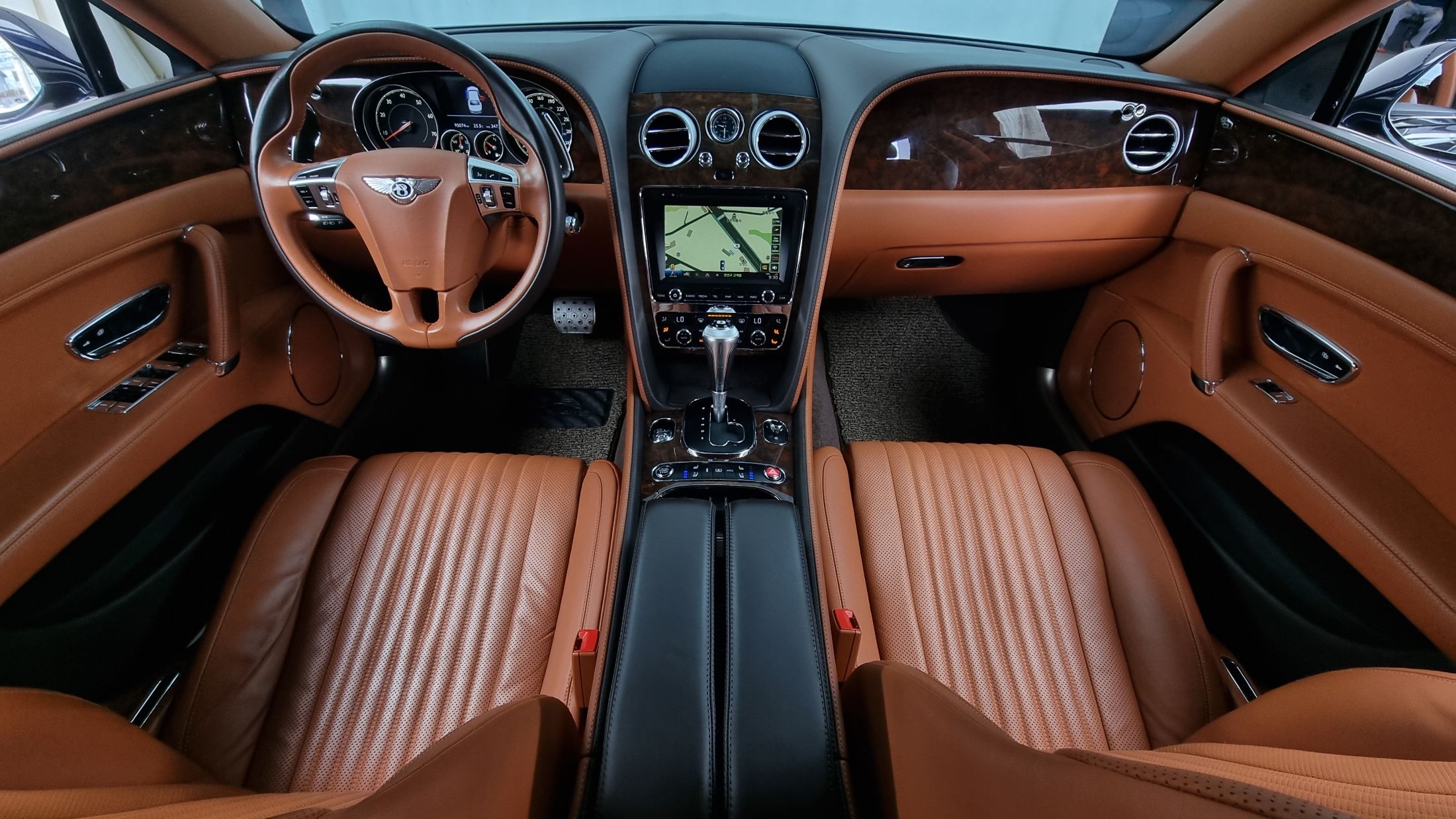 BENTLEY FLYING SPUR 2018