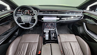 AUDI A8 D5 2023