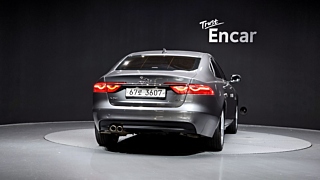 JAGUAR XF X260 2018