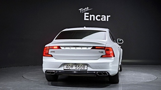 VOLVO S90 2019