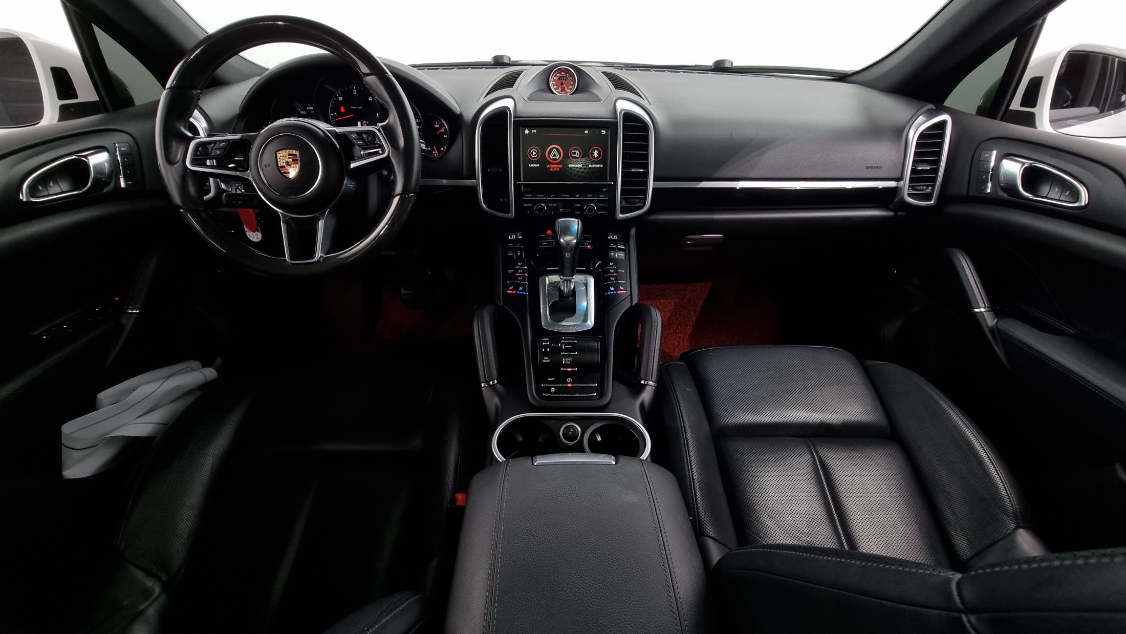 PORSCHE CAYENNE 2016