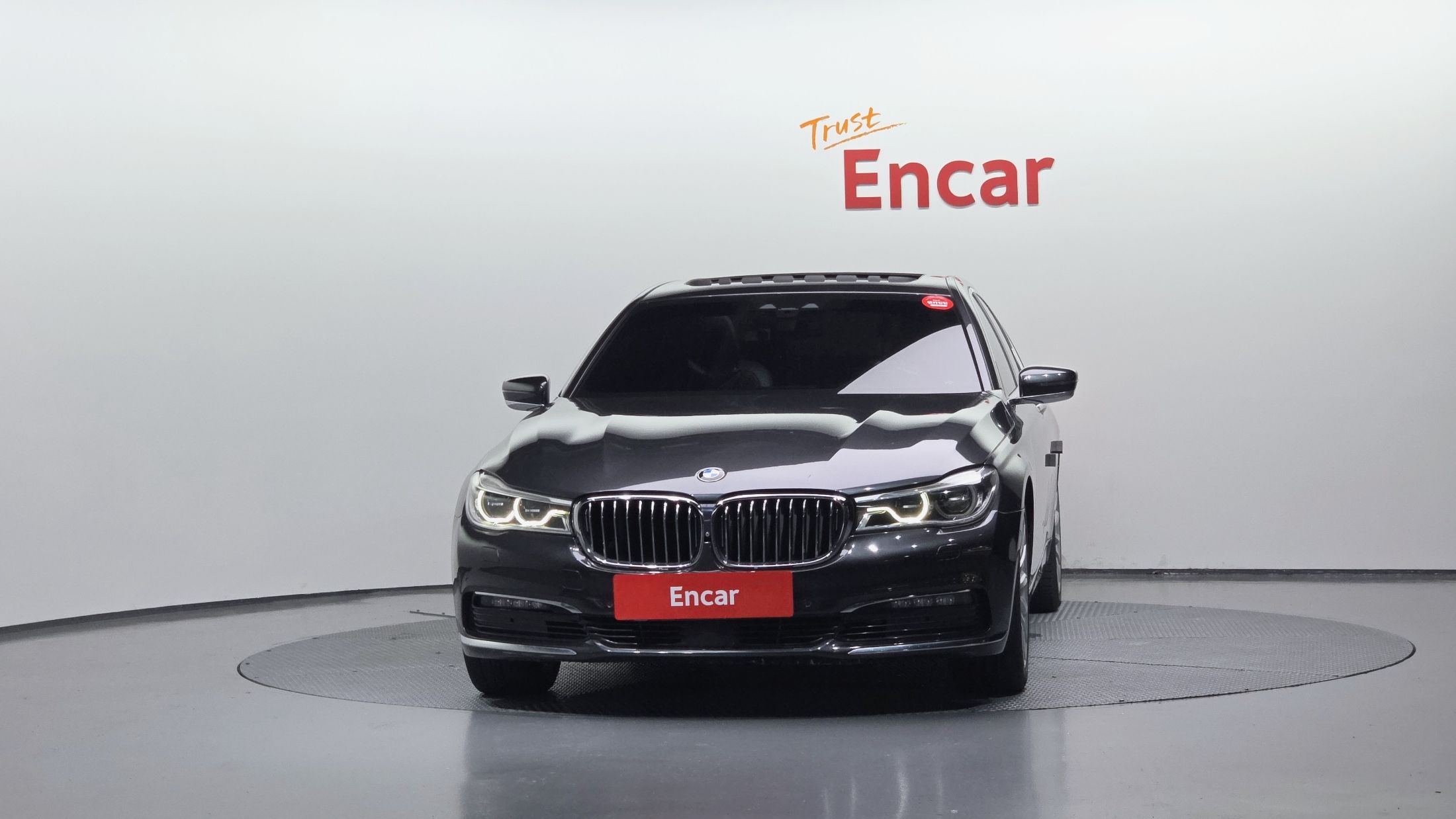 BMW 7-SERIES G11 2016