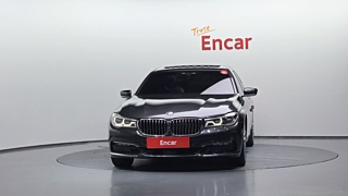 BMW 7-SERIES G11 2016