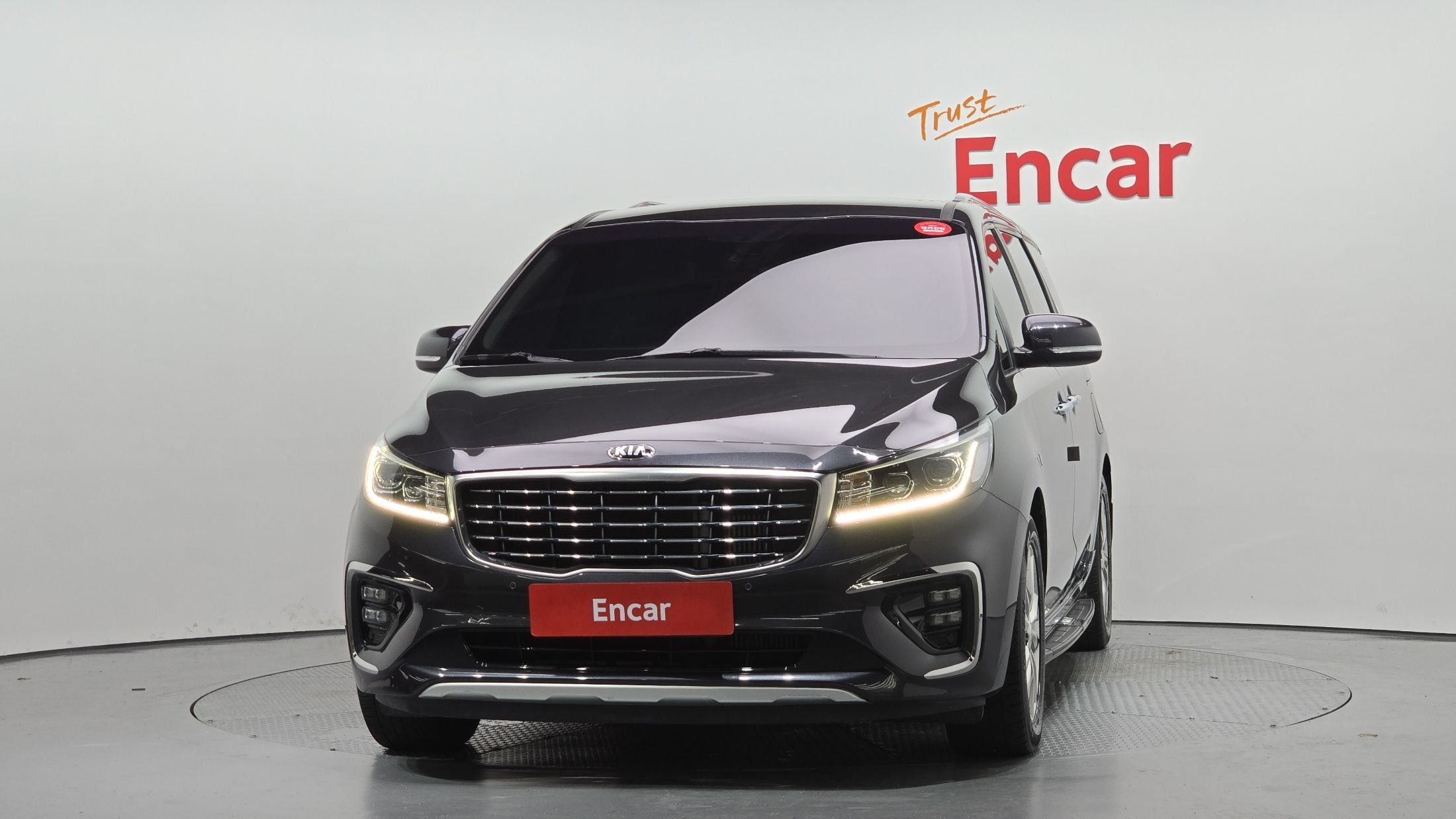 KIA CARNIVAL 2018