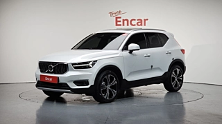 VOLVO XC40  B4 Insignia 2021