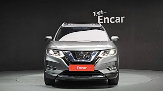 NISSAN X-TRAIL 2018