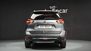NISSAN X-TRAIL 2018