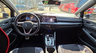 VOLKSWAGEN GOLF 2023