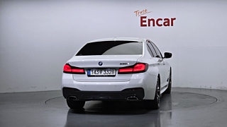 BMW 5-SERIES G30 2022