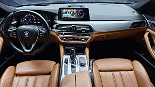 BMW 5-SERIES G30 2017