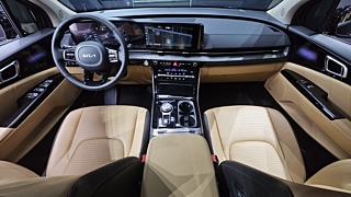 KIA CARNIVAL 2023