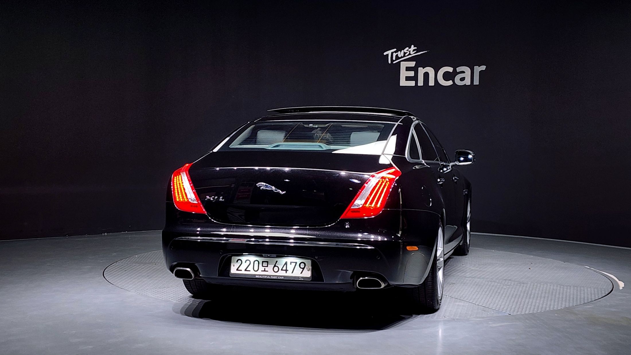 JAGUAR XJ 2012
