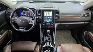 SAMSUNG QM6 2019