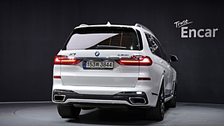 BMW X7 G07 2022