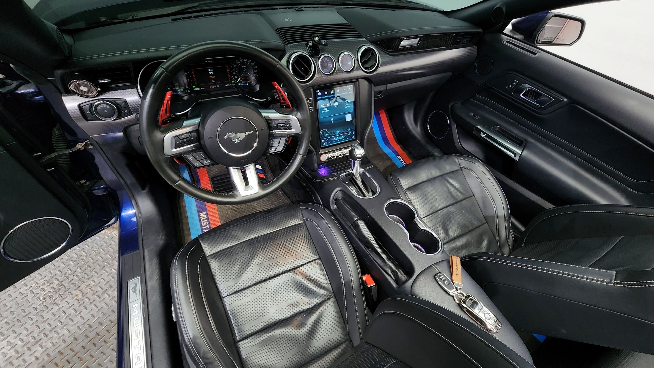FORD MUSTANG 2018