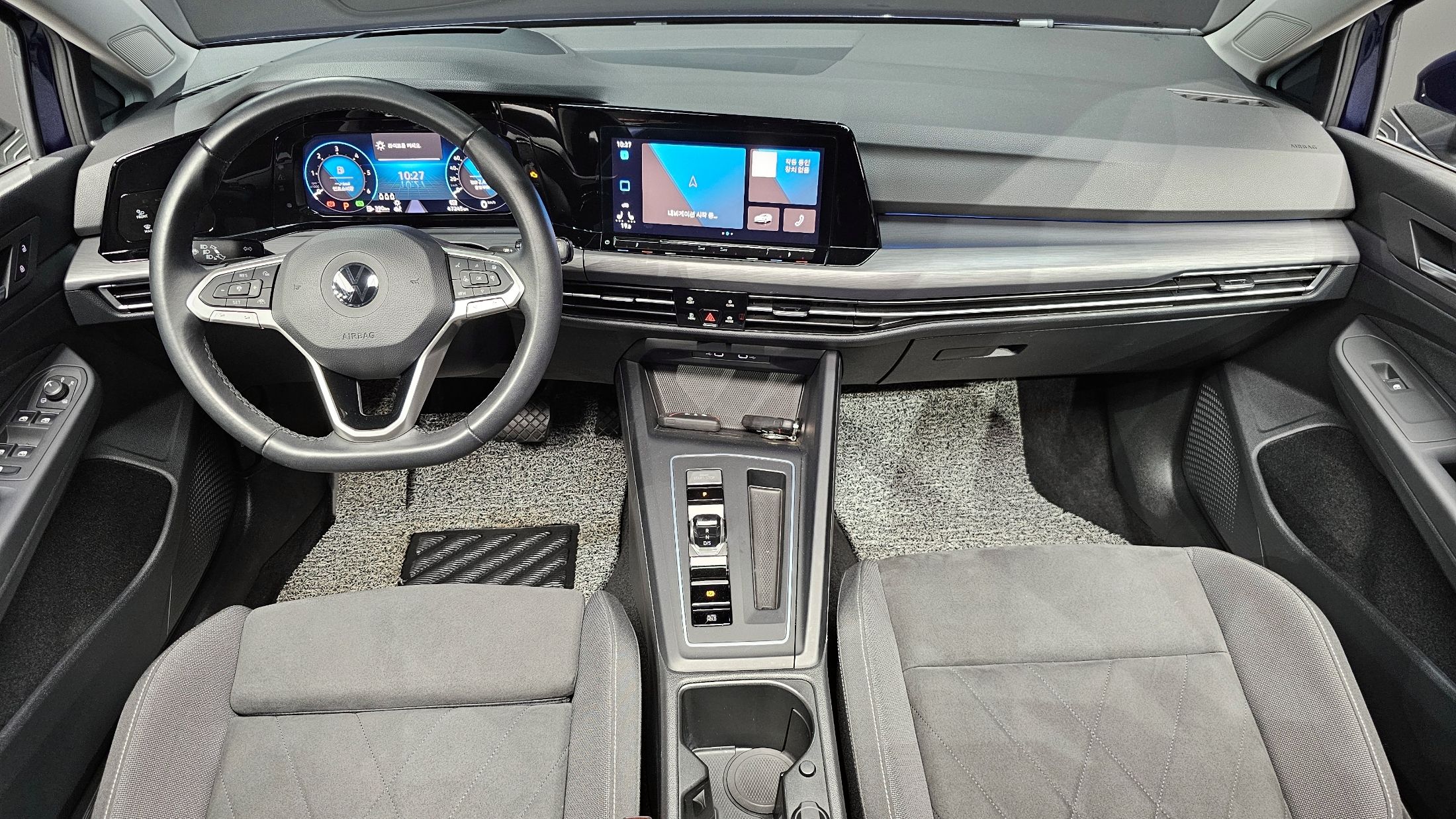VOLKSWAGEN GOLF 2022
