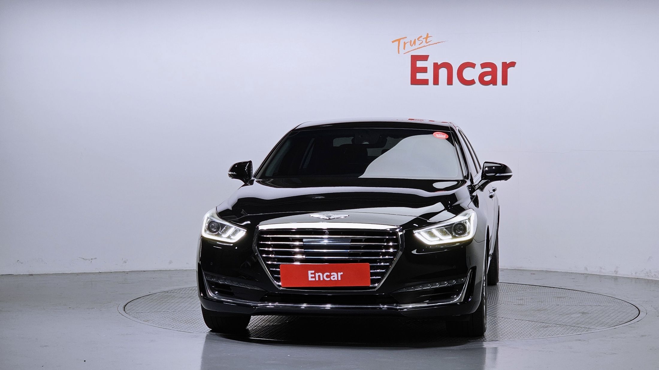 GENESIS EQ900 2016