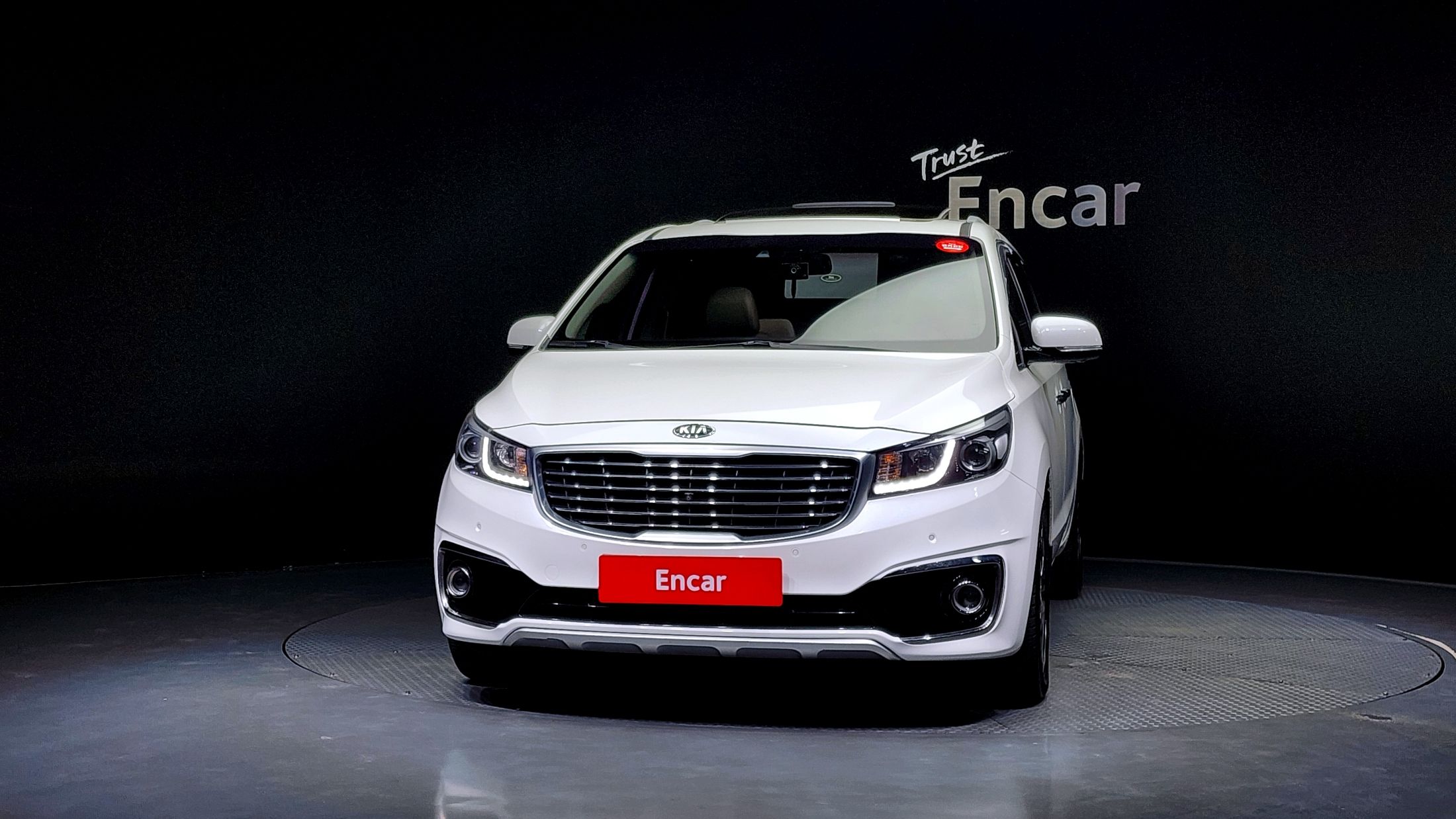 KIA CARNIVAL 2014