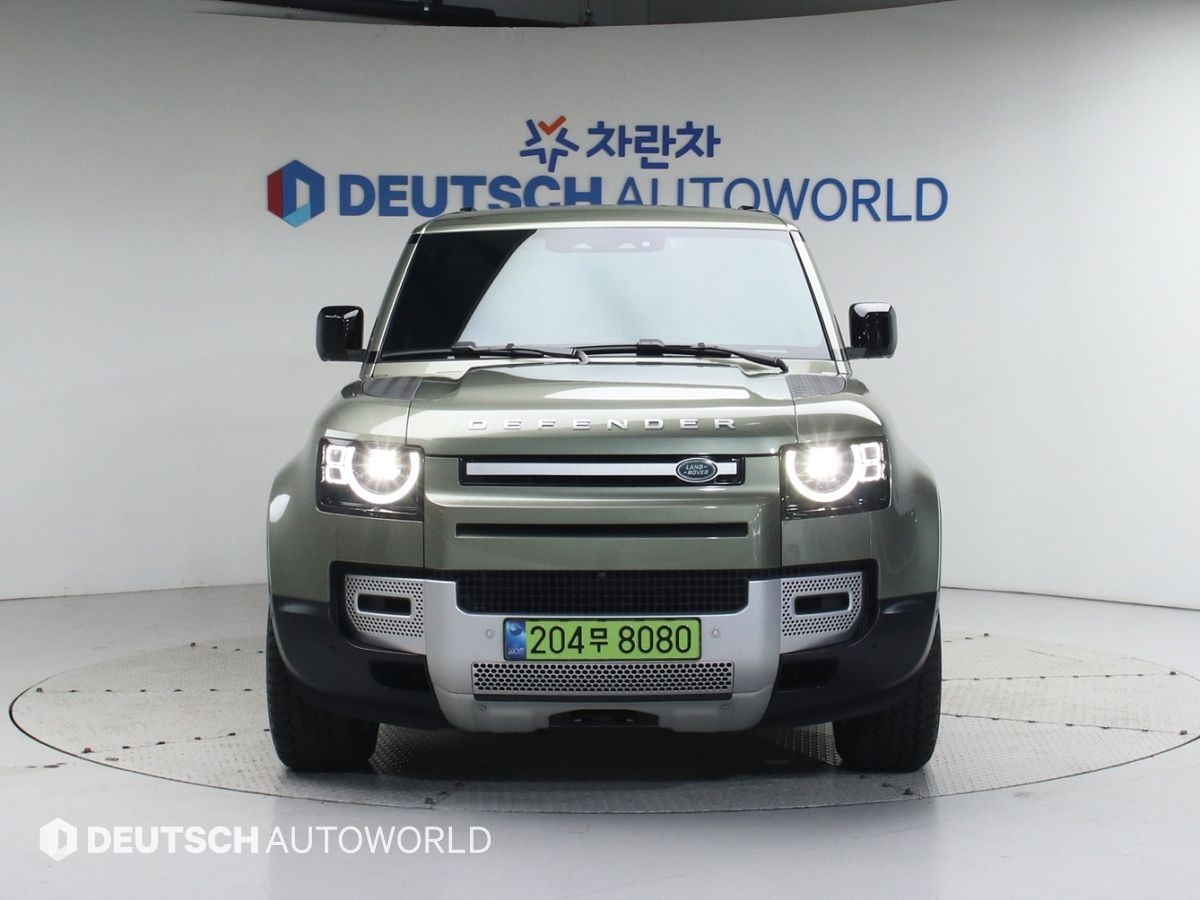 LAND ROVER DEFENDER L663 2024