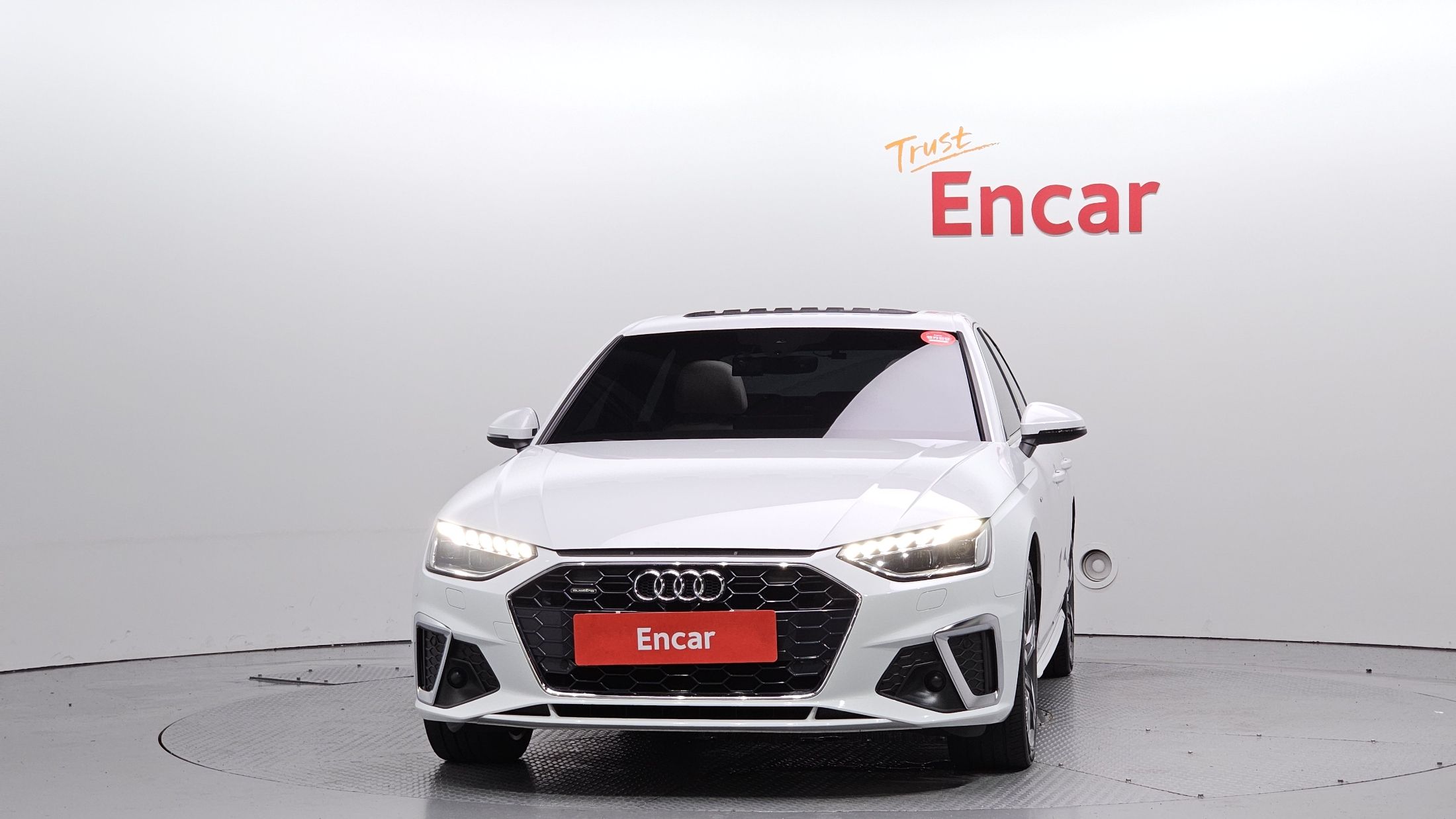 AUDI A4 B9 2021