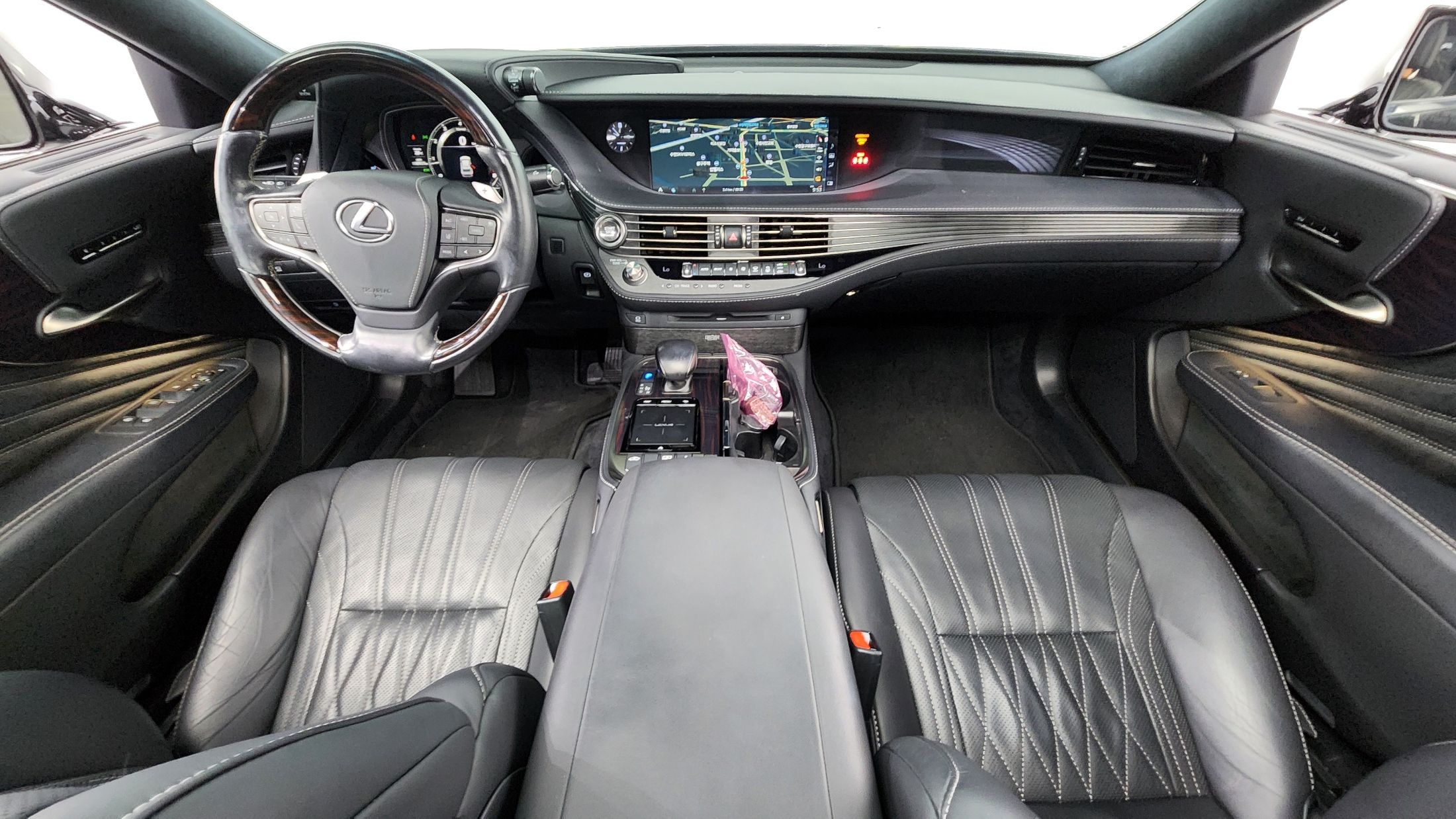LEXUS LS500 2018