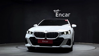 BMW 5-SERIES G60 2024