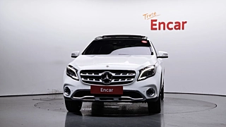 MERCEDES BENZ GLA-CLASS X156 2019